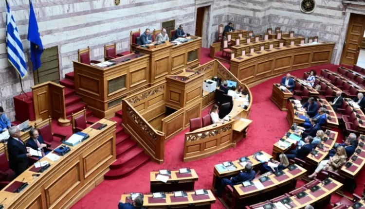 Εφαρμόστηκε-και-στην-«ώρα-του-πρωθυπουργού»-ο-νέος-«χρονο-κόφτης»-της-Βουλής