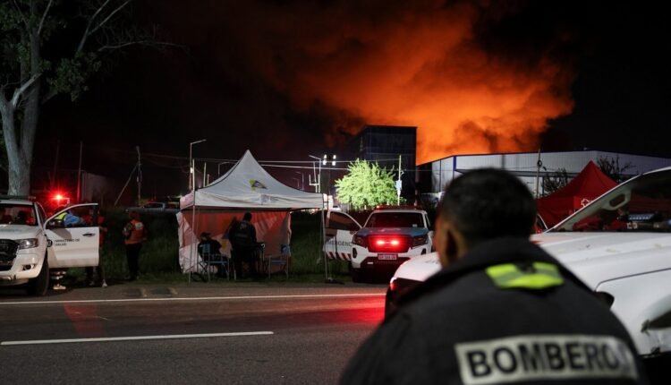 Αργεντινή:-Τεράστια-πυρκαγιά-σε-βιομηχανική-ζώνη-στο-Μπουένος-Άιρες