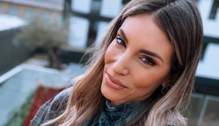 Απόδραση-στο-Μιλάνο-για-την-Αθηνά-Οικονομάκου-με-Μάξιμο-&-Σιέννα