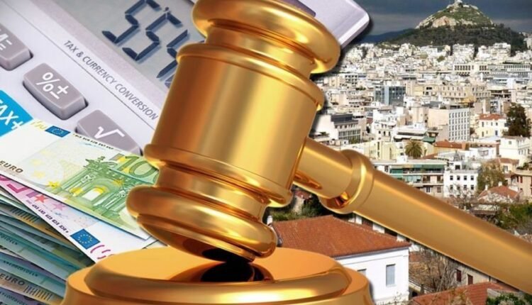 Στο-σφυρί-σπίτια,-βίλες,-οικόπεδα-με-τιμή-εκκίνησης-από-1.000-ευρώ