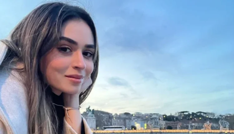 Ερωτευμένη-η-Βάσια-Γκολφινοπούλου