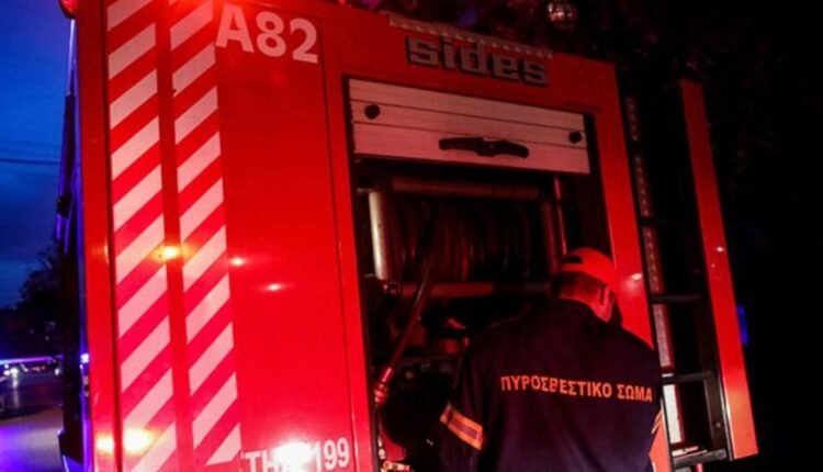 Πυρκαγιά-σε-διαμέρισμα-στο-Περιστέρι