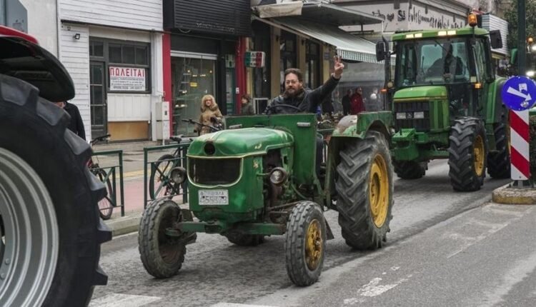 Αγρότες-και-κτηνοτρόφοι-βγάζουν-την-Κυριακή-τα-τρακτέρ-στους-δρόμους