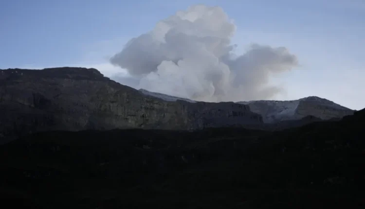 sos-στην-Κολομβία-λόγω-του-ηφαιστείου-Πουρασέ