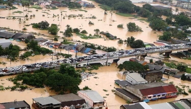 Περισσότεροι-από-1.000-νεκροί-από-τις-πλημμύρες-στην-Ασία,-κινητοποίηση-του-στρατού