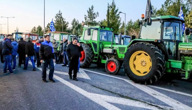 Κλιμακώνουν-οι-αγρότες:-Κλειστή-και-σήμερα-η-Εo.-Αθηνών-–-Θεσσαλονίκης-στη-Νίκαια