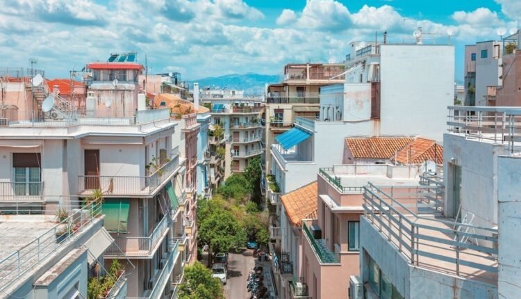 Ράλι-στην-κτηματαγορά:-Στο-3,1-δισ.-ευρώ-το-2025-οι-αγοραπωλησίες-ακινήτων