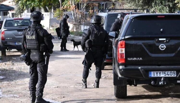 Αττική:-Σε-εξέλιξη-μεγάλη-επιχείρηση-της-ΕΛΑΣ.-κατά-εγκληματικής-οργάνωσης