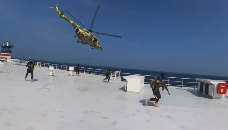 Απελευθερώθηκαν-οι-ναυτικοί-του-φορτηγού-πλοίου-eternity-c,-το-οποίο-βύθισαν-οι-Χούθι-τον-Ιούλιο