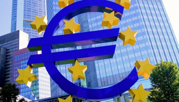 ΕΚΤ:-Αντίστροφη-μέτρηση-για-την-παρουσίαση-των-νέων-τραπεζικών-κανόνων