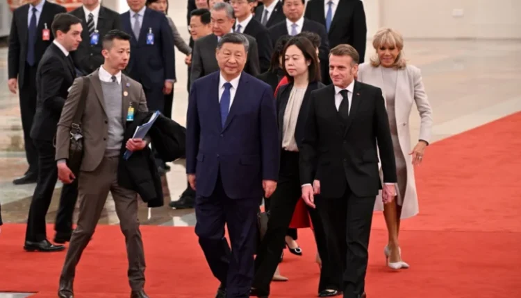 Την-«ευθύνη»-να-ξεπεραστούν-οι-διαφωνίες-επισημαίνει-ο-Μακρόν-στον-Σι