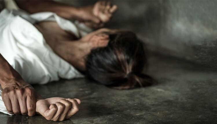 Αργολίδα:-Οικογένεια-απήγαγε-16χρονη-για-να-τη-βιάσει-ο-γιος