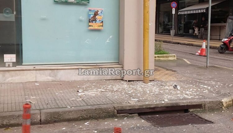 Τραυματίστηκε-35χρονος-από-πτώση-σοβάδων