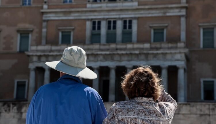 Η-Ελλάδα-το-καλύτερο-μέρος-στον-κόσμο-για-συνταξιούχους-που-θέλουν-να-ζήσουν-σε-άλλη-χώρα