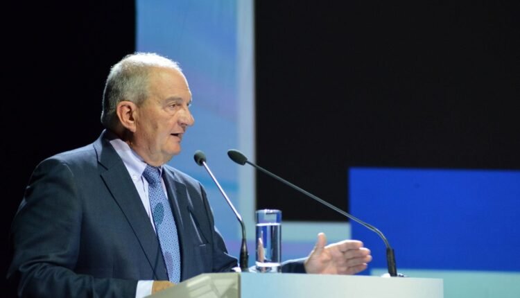 Κώστας-Καραμανλής:-«Να-ακούμε-τη-φωνή-των-αγροτών-και-να-καταλαβαίνουμε-την-αγωνία-τους»