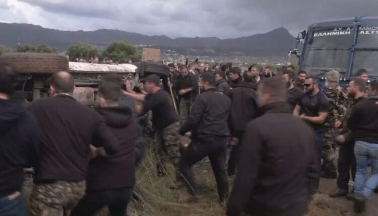 Κρήτη:-Επεισόδια-στις-κινητοποιήσεις-των-αγροτών-–-Έκλεισαν-τα-αεροδρόμια-Ηρακλείου-και-Χανίων