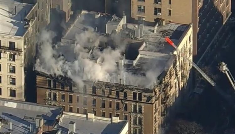 Συναγερμός-στη-Νέα-Υόρκη:-Μεγάλη-φωτιά-σε-πολυκατοικία-στο-Μανχάταν