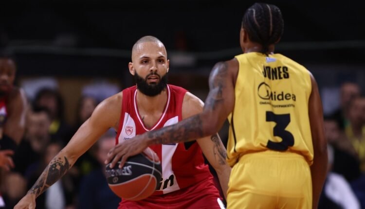 gbl:-Πέρασε-από-την-έδρα-του-Άρη-ο-Ολυμπιακός