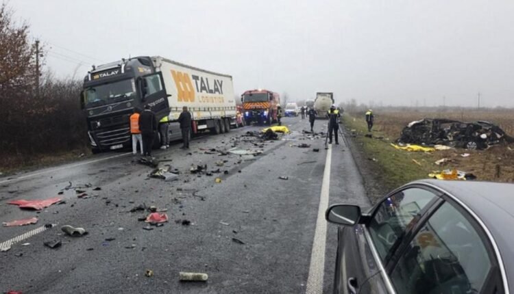 Σοκαριστικό-δυστύχημα-στη-Ρουμανία-με-επτά-νεκρούς-φίλους-του-ΠΑΟΚ