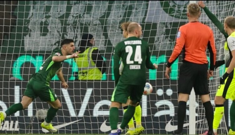 bundesliga:-Δύσκολη-νίκη-για-τη-Ντόρτμουντ-με-αφιέρωση-Κουλιεράκη,-ισόπαλες-Γκλάντμπαχ-και-Λεβερκούζεν