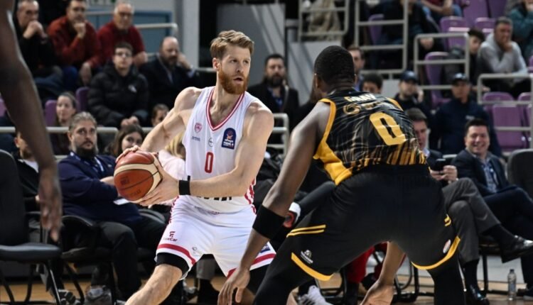 Κύπελλο-Ελλάδας-Μπάσκετ:-Νίκησε-την-ΑΕΚ-και-πέρασε-στα-ημιτελικά-ο-Ολυμπιακός