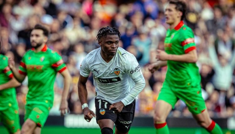 la-liga:-Ισόπαλες-Μπέτις-και-Σεβίλλη,-σημαντική-νίκη-για-Βαλένθια