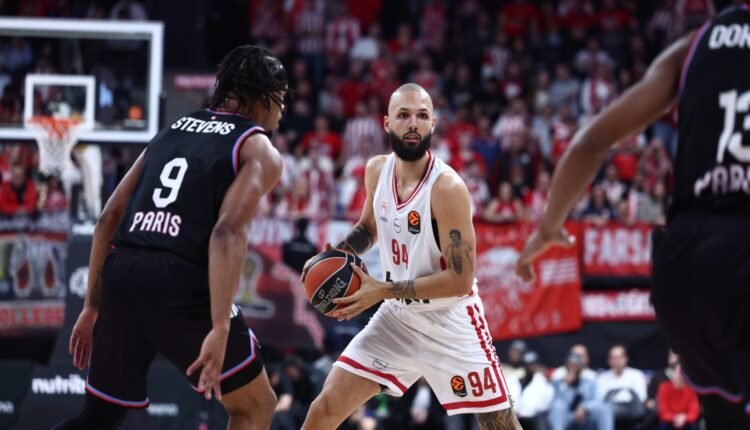 Ολυμπιακός:-Επιβλητικό-διπλό-στο-Παρίσι