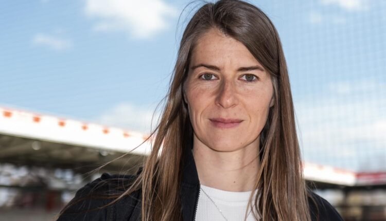 Ουνιόν-Βερολίνου:-Η-Μαρί-Λουίζ-Έτα-πρώτη-γυναίκα-προπονήτρια-στην-ιστορία-της-bundesliga