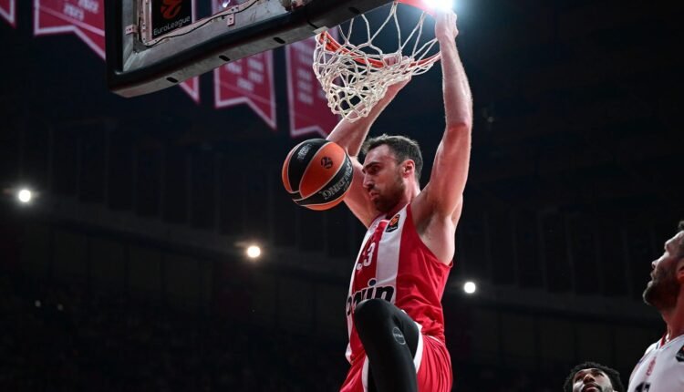 Ολυμπιακός:-Νίκησε-την-Αρμάνι-και-τερμάτισε-πρώτος-στην-κανονική-περίοδο